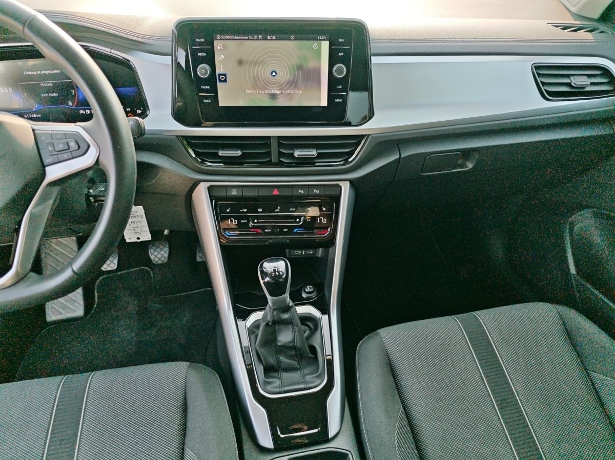 Volkswagen T-Roc LIFE 1.0 TSI - Samsaru's Car Outlet