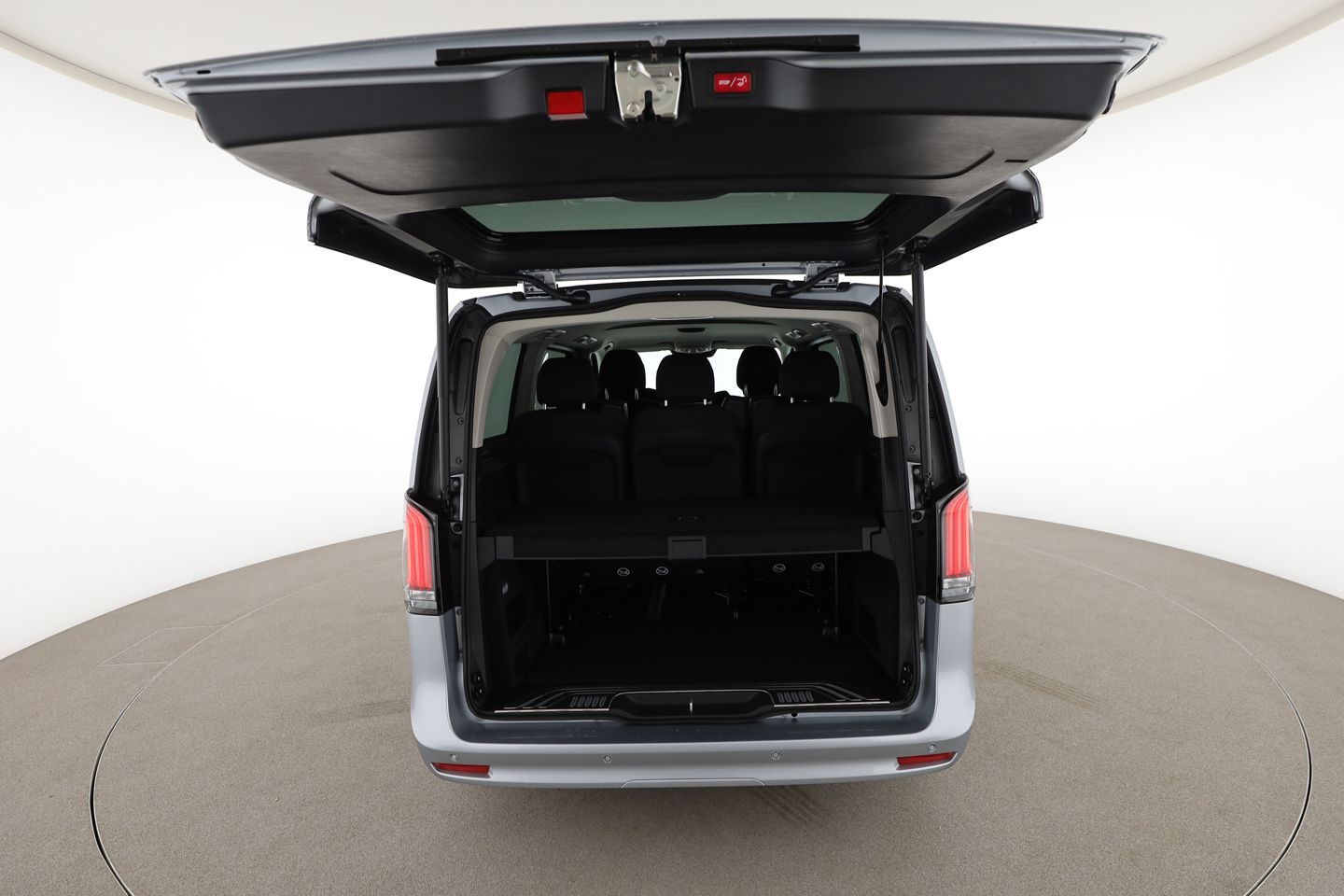 Mercedes-Benz V 250 d Style Lang - Samsaru's Car Outlet