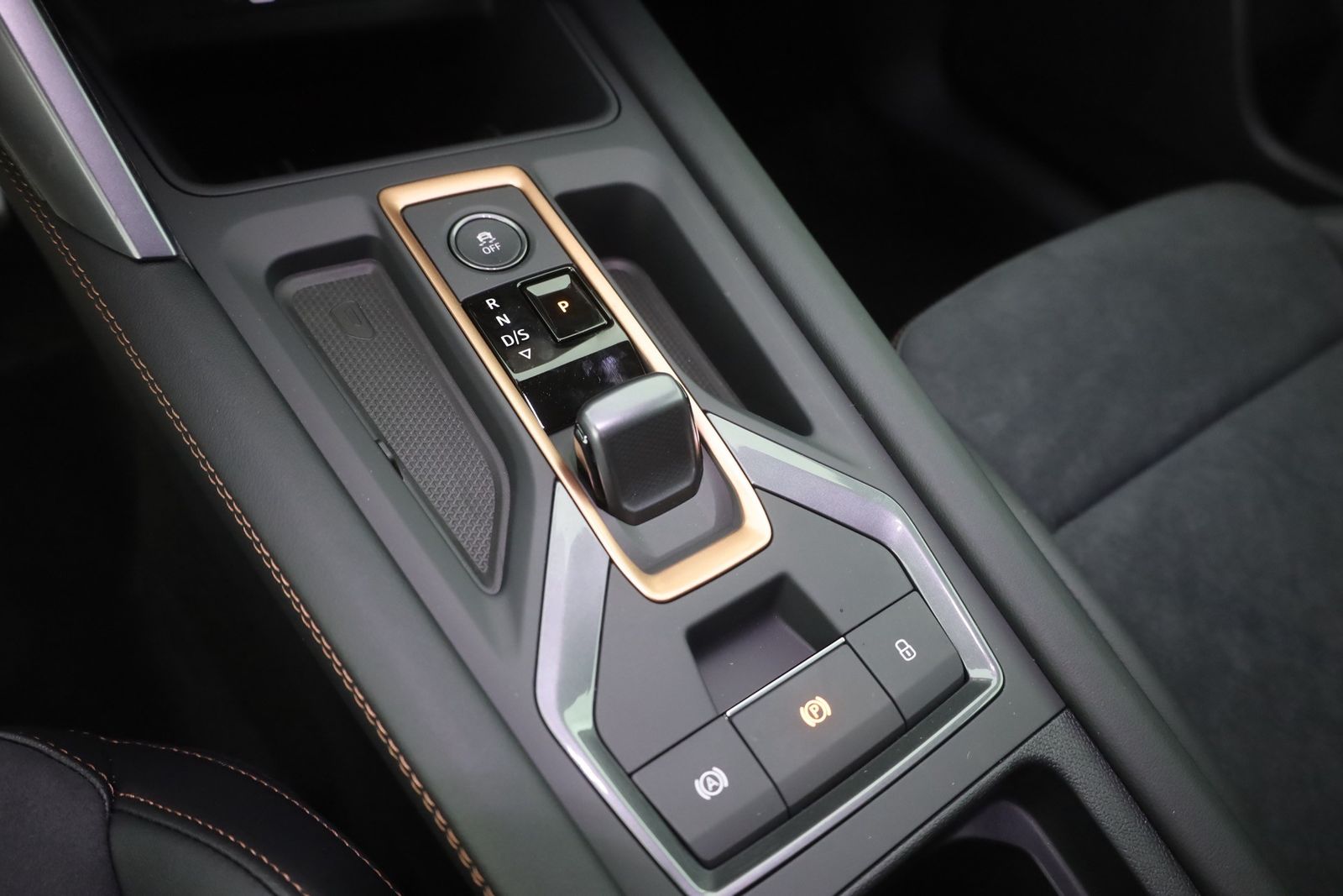Cupra Formentor VZ 2.0 TSI DSG 4Drive - Samsaru's Car Outlet