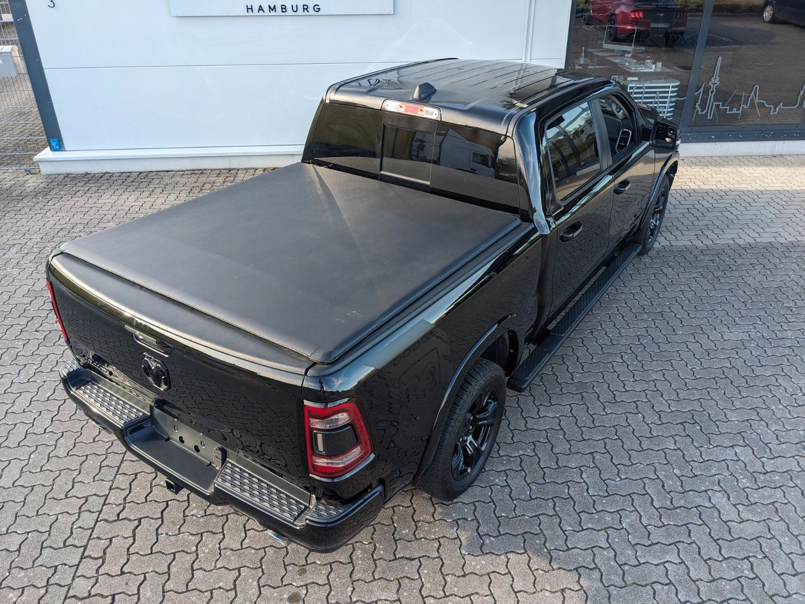 Dodge RAM 1500  Laramie  HEMI 5.7 LPG-Gas E-TORQUE 4x4