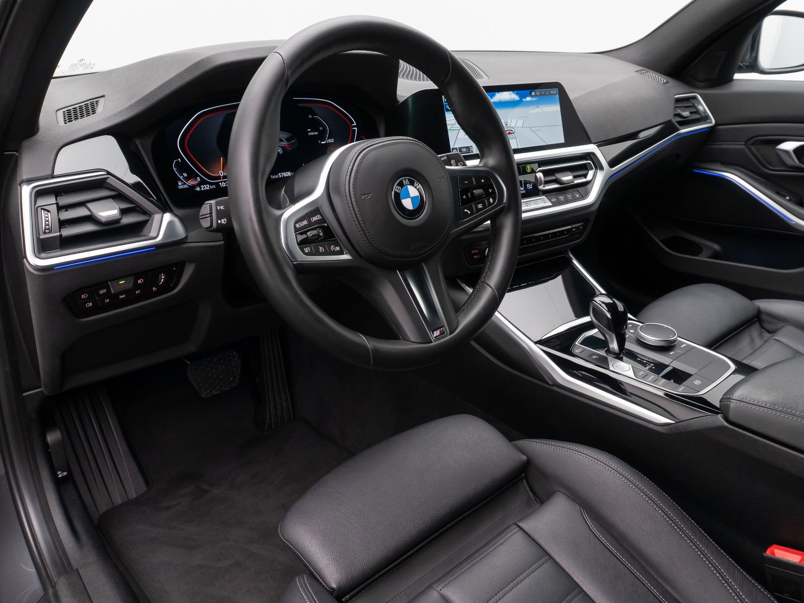 BMW 320d Sport Line - Samsaru's Car Outlet