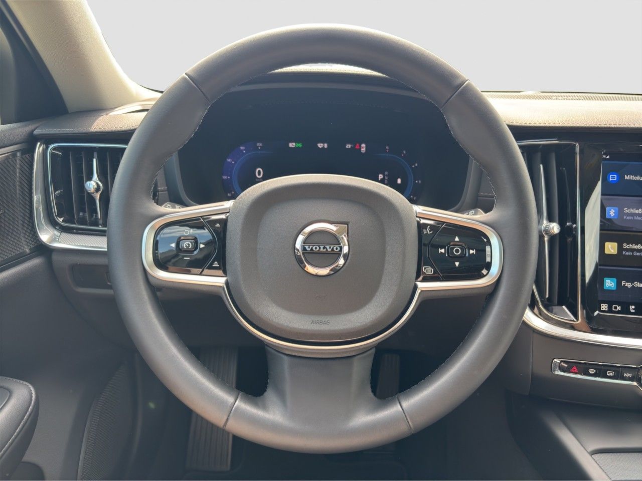 Volvo V60 B4 Cross Country Ultimate AWD/AHK/Pano/StHz