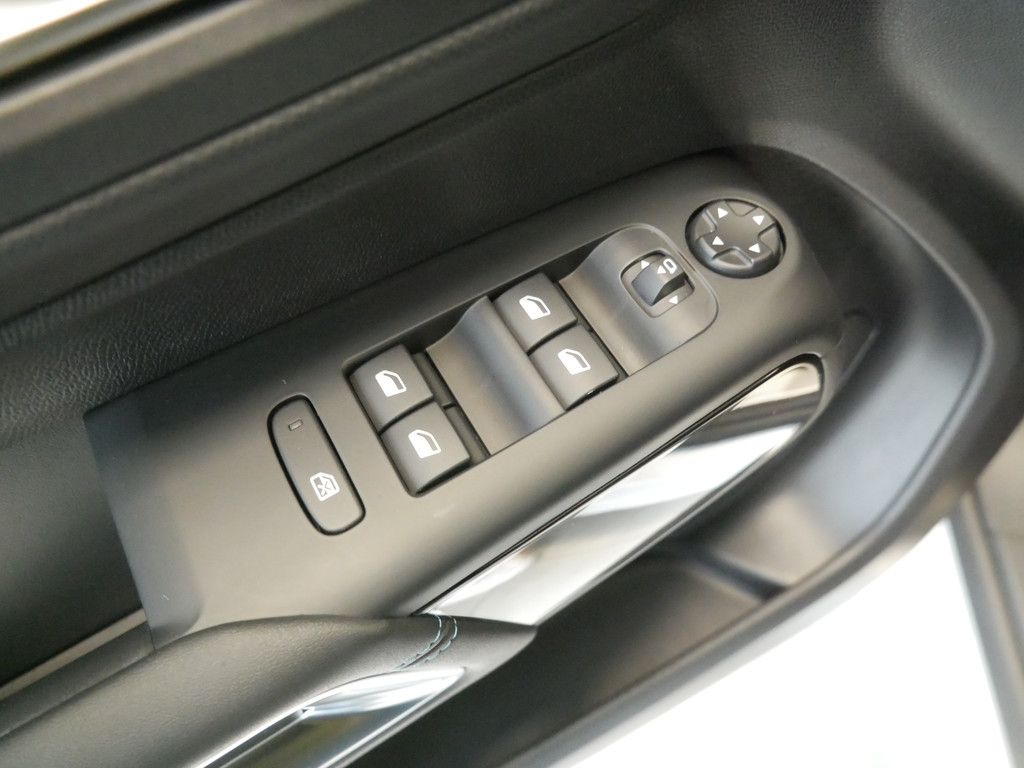 Citroën C5 Aircross PureTech 130 S&S EAT8 Shine ACC LED