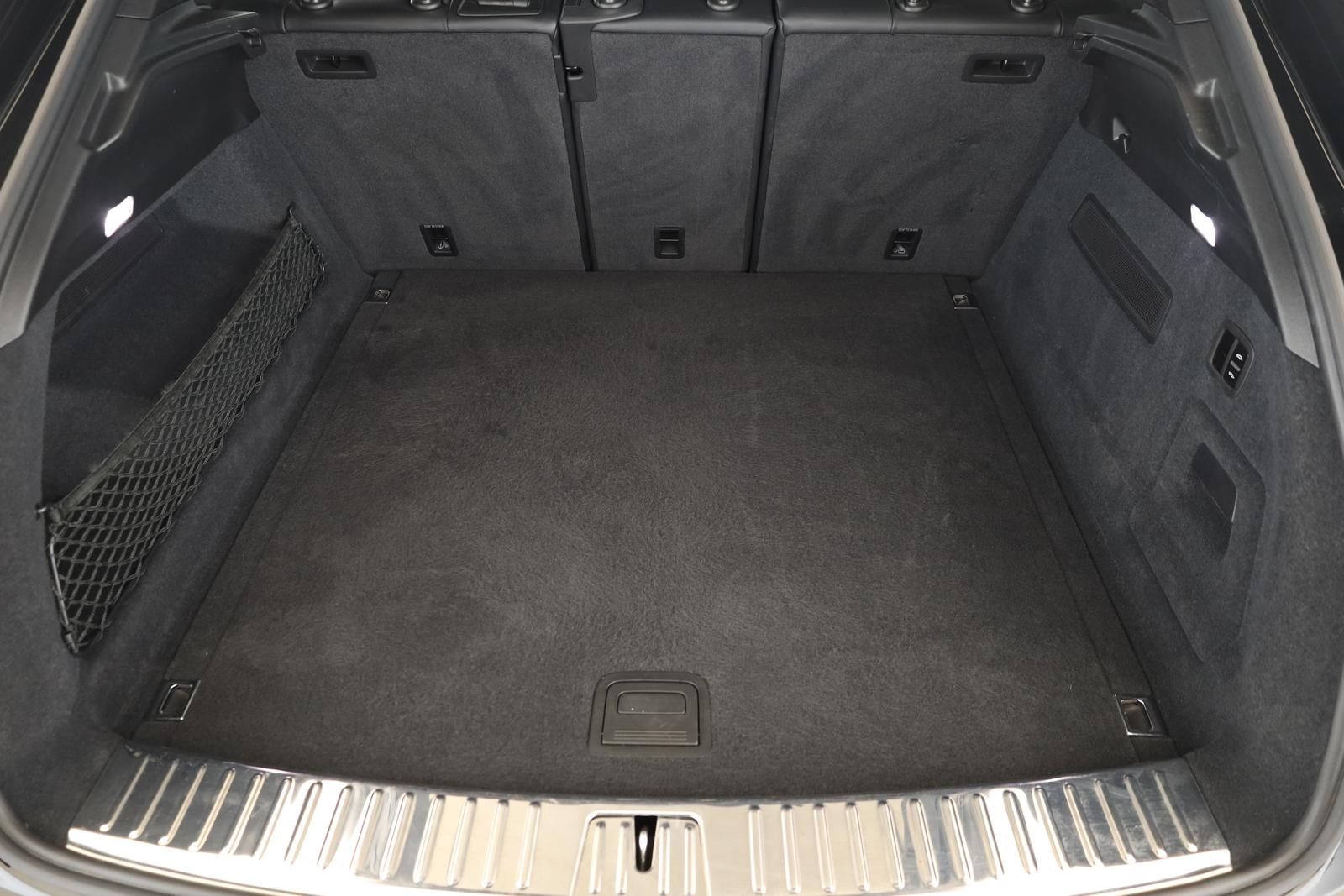 Porsche Cayenne Coupé BOSE Inno PASM 360 Sportabgas 22"