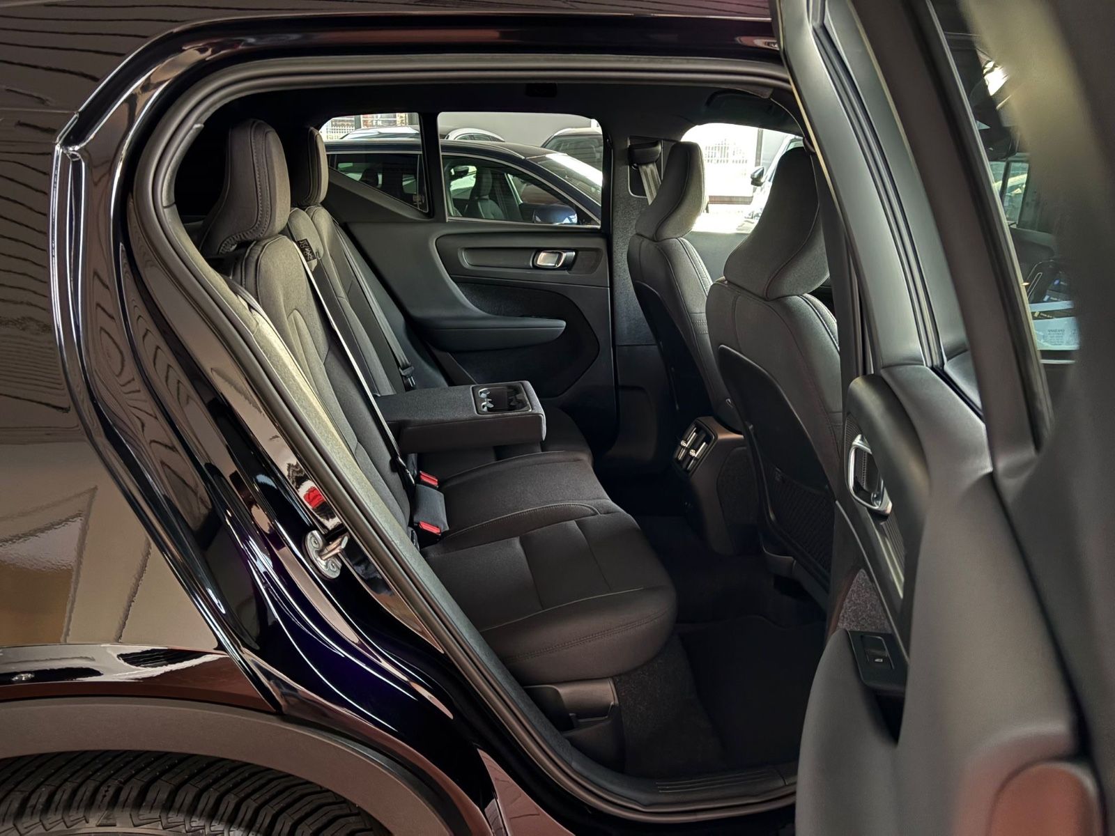 Volvo XC 40 XC40 Core Recharge Pure Electric 2WD