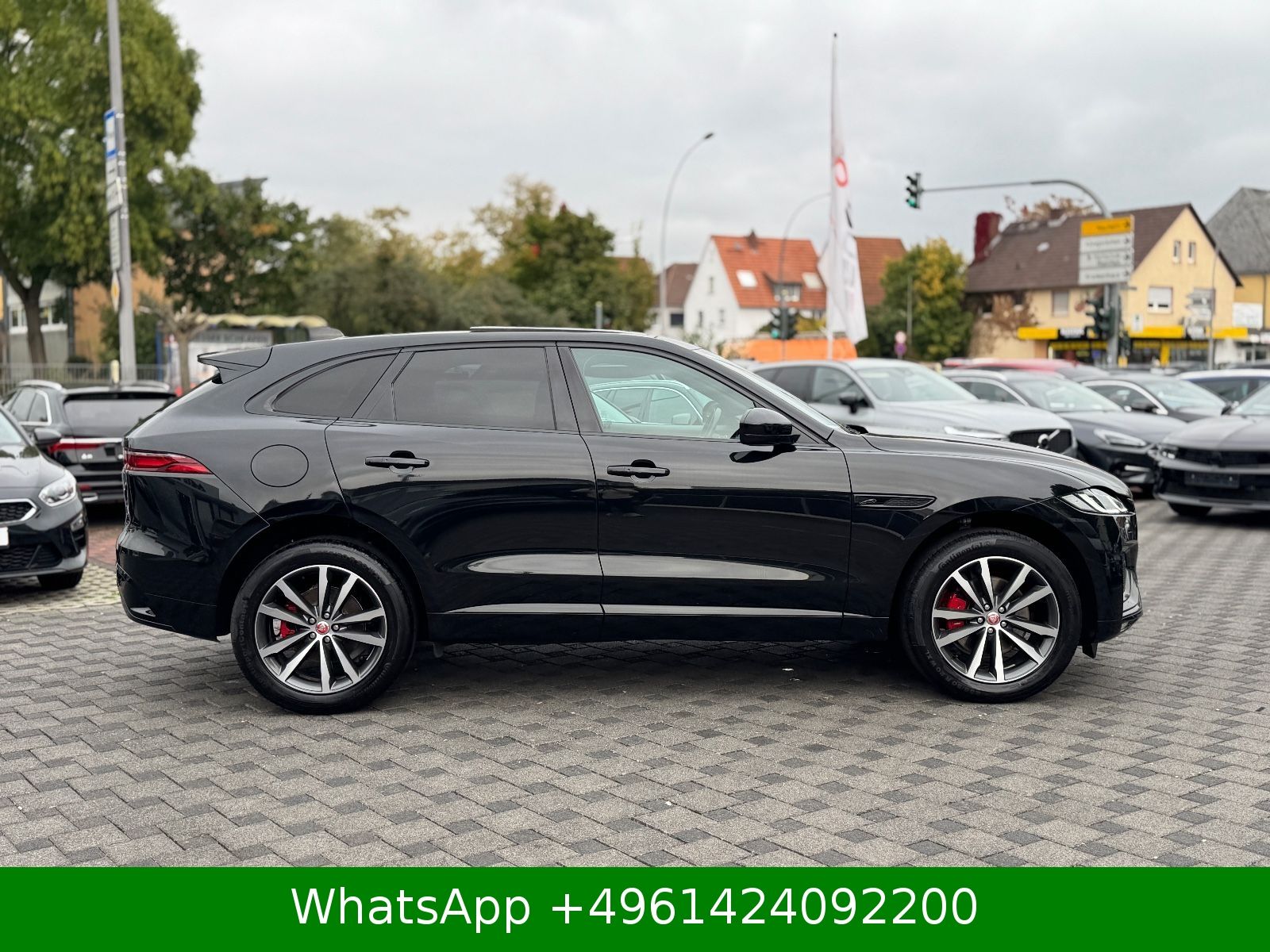 Jaguar F-Pace D200 R-DYNAMIC SE AWD KAME|PANO|MERIDIA