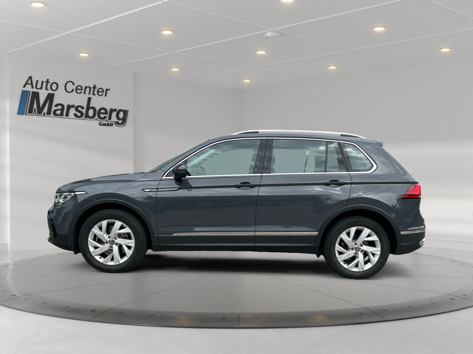 Volkswagen Tiguan 2.0 TSI BMT 4Motion Elegance - Samsaru's Car Outlet