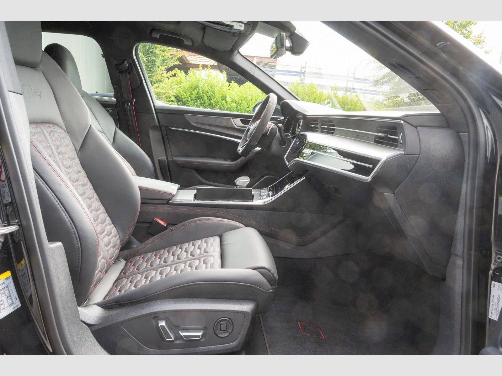 Audi RS6 All Black/B+O Advanced/RS-AGA/Pano/Laser/HuD