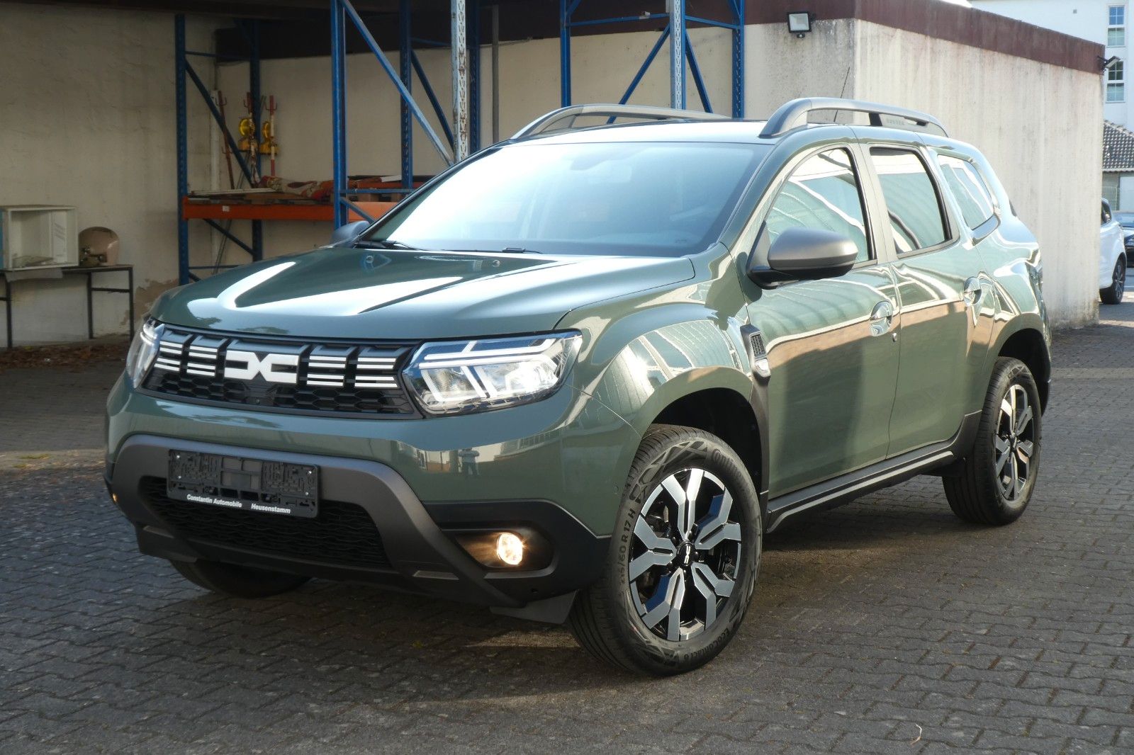 Dacia Duster TCe 130 Journey+ - Samsaru's Car Outlet