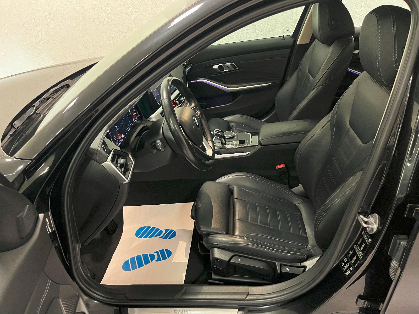 BMW 320 d xDrive LuxuryLine* Live Cockpit/Kamera/LED