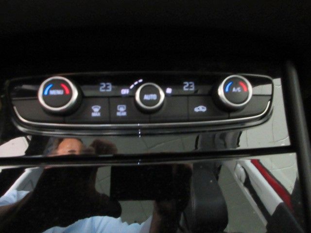 Opel Grandland X Innovation 1.5D - Samsaru's Car Outlet