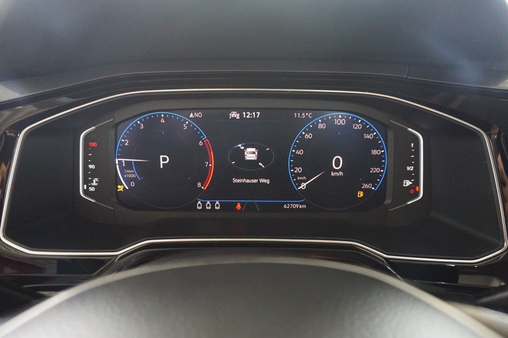 Volkswagen POLO 1,5 TSI HIGHLINE DSG R-LINE KAMERA ACC NAVI
