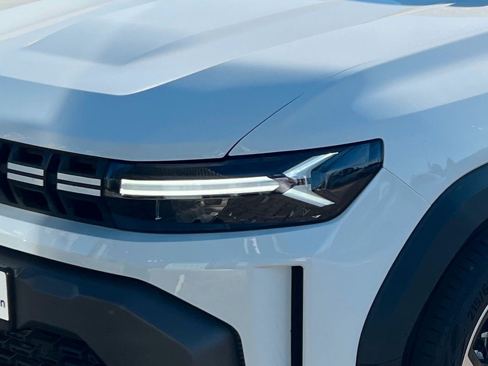 Dacia Duster III Hybrid 140 Extreme - Samsaru's Car Outlet