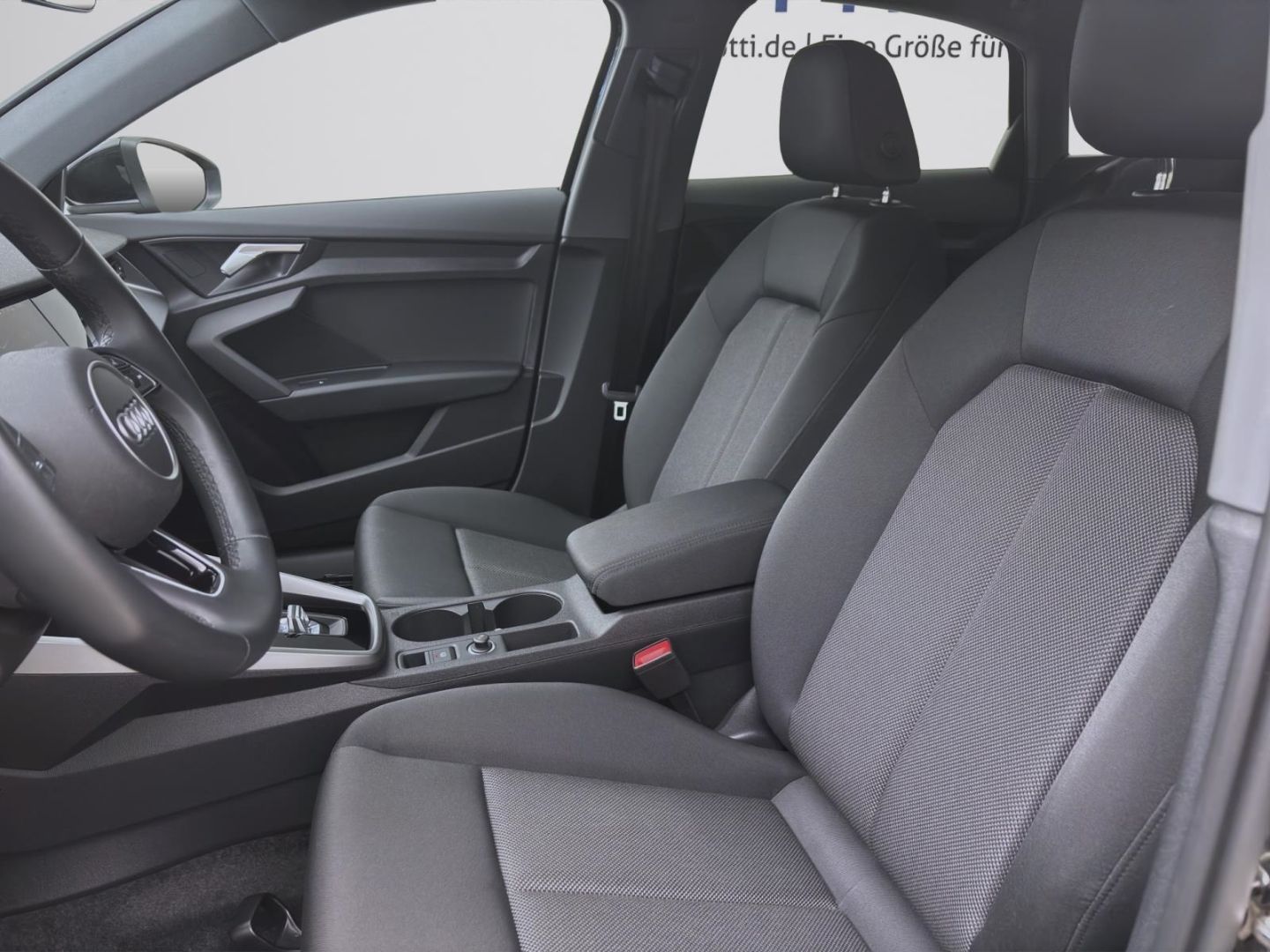 Audi A3 Limousine 35 TFSI ADVANCED KLIMA SITZHZG LM17