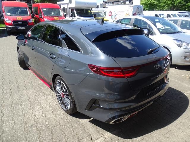Kia ProCeed 1.6 T-GDI DCT 7 GT - Samsaru's Car Outlet