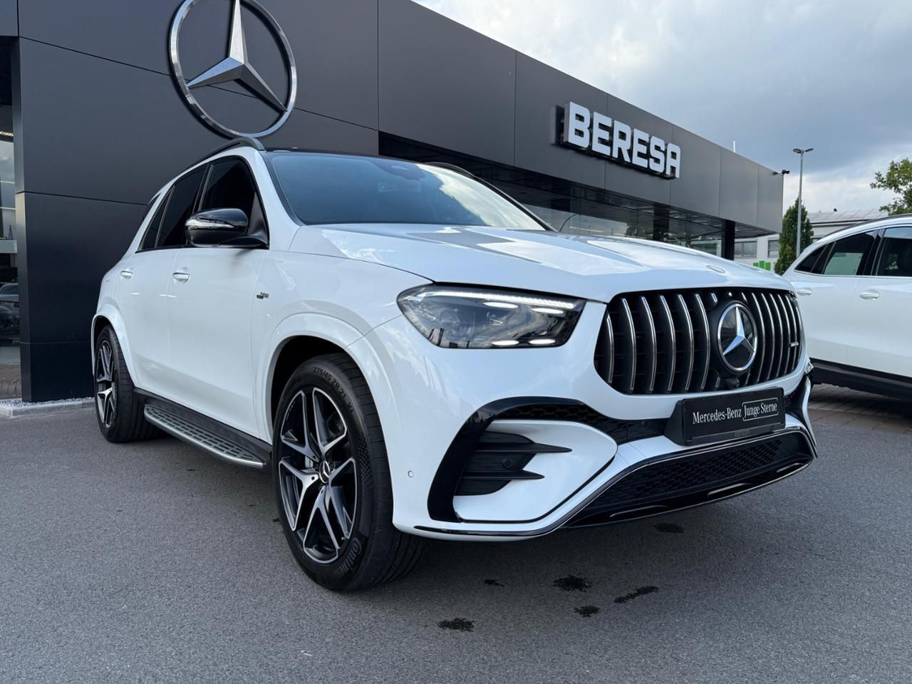 Mercedes-Benz GLE 53 AMG 4M+ Night StHzg AHK Pano HUD 21 Zoll
