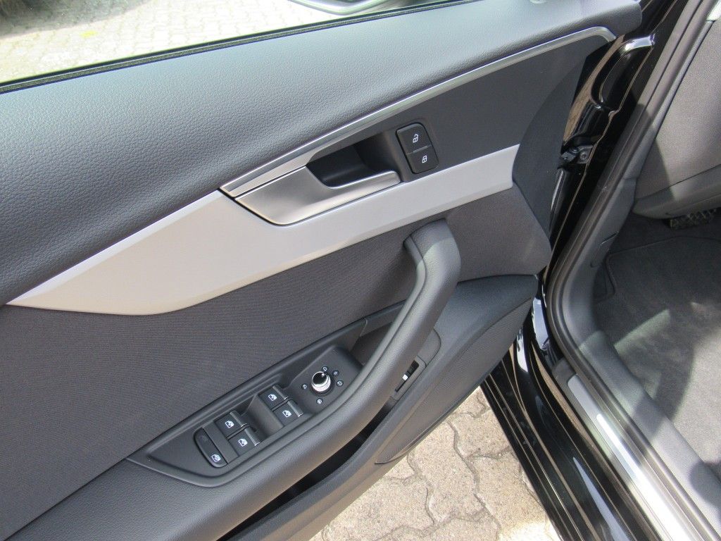 Audi A4 Avant 40 TFSI S-Tron. - Samsaru's Car Outlet