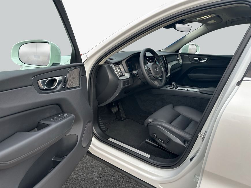 Volvo XC60 B5 B AWD Core