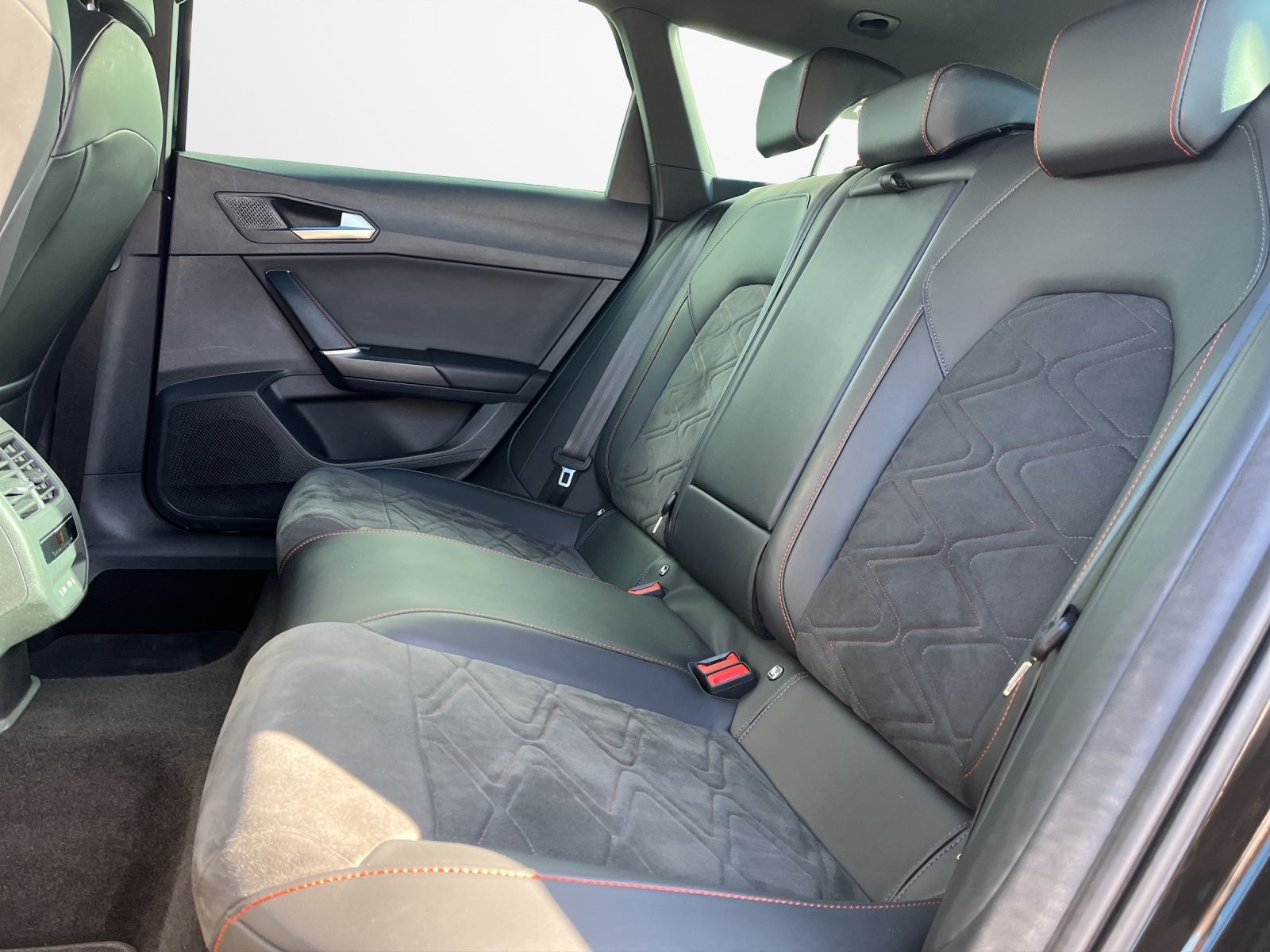 Seat Leon ST 2.0 TSI DSG FR Plus Sport-Edition  Panod