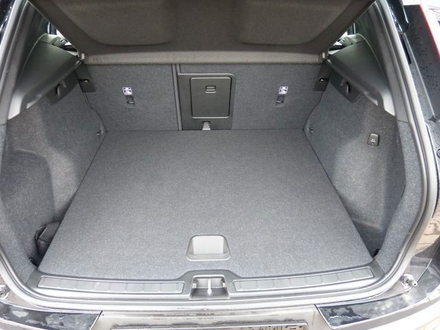 Volvo XC40 T4 Core  Plug-In  ACC*360°