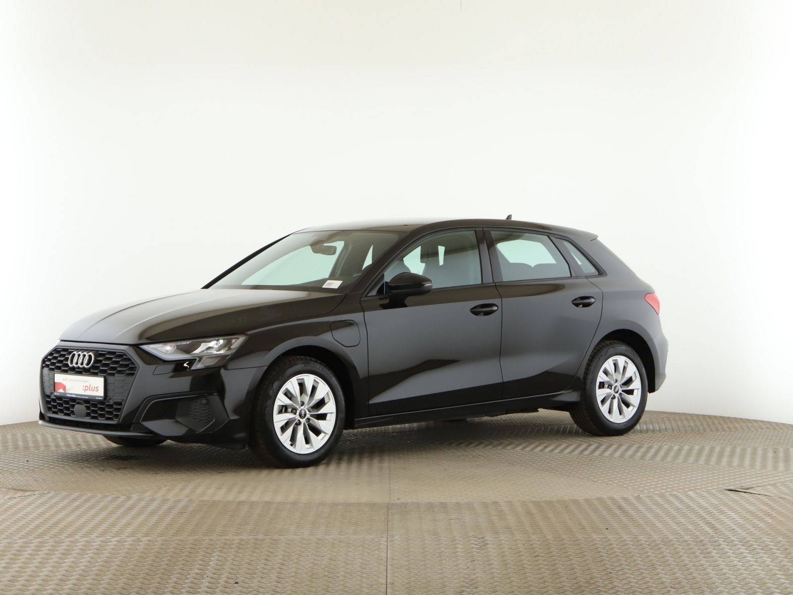 Audi A3 Sportback 40 TFSIe *HYBRID*AHK*LED*PDC*MMI-Pl