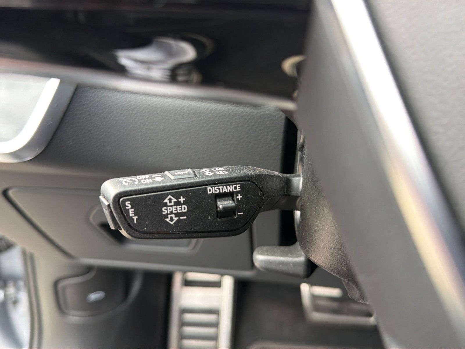 Audi A6 Avant 40 TDI S line B&O 20´Zoll Matrix AHK