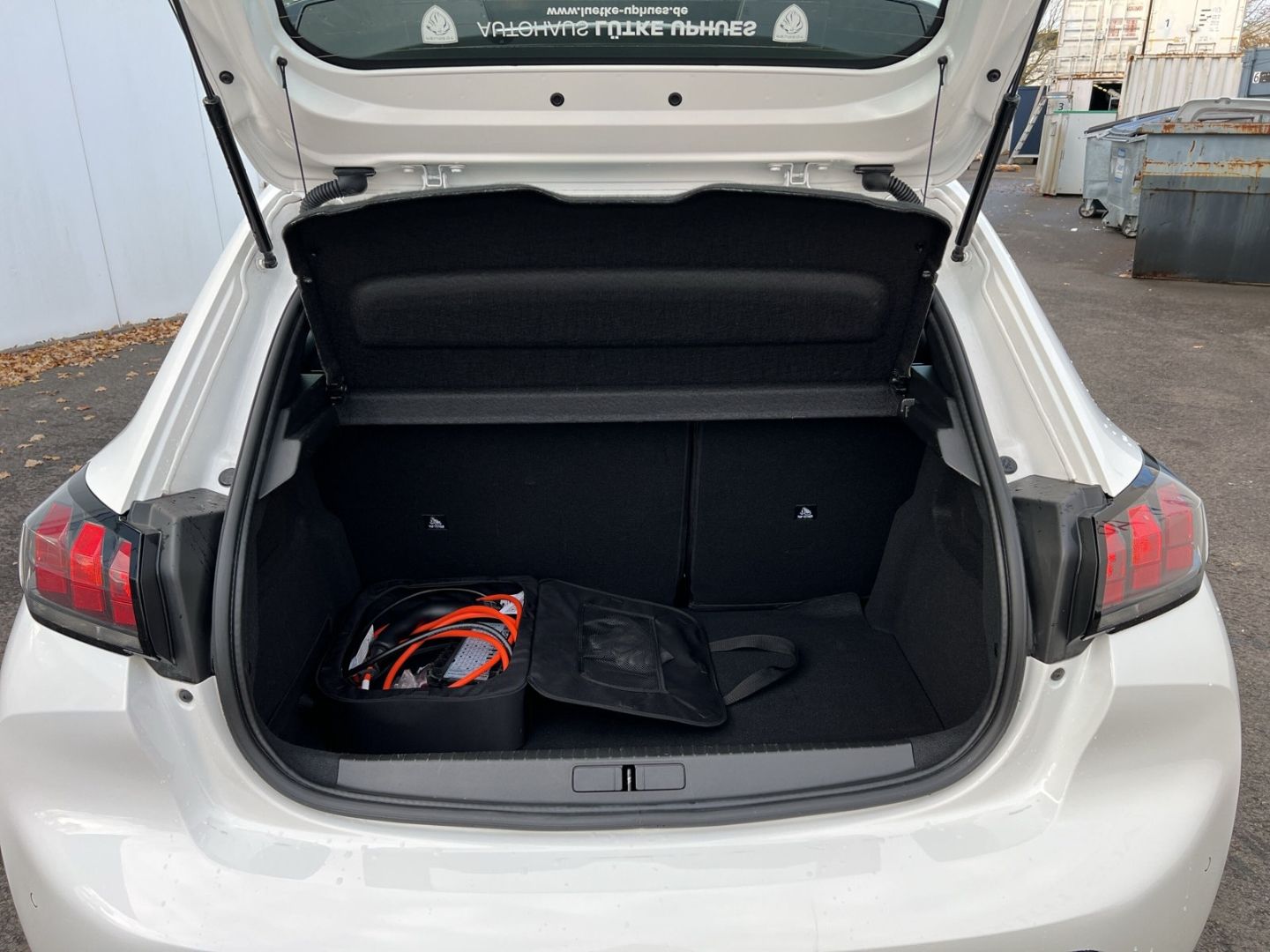Peugeot 208 e- Active Pack - Samsaru's Car Outlet