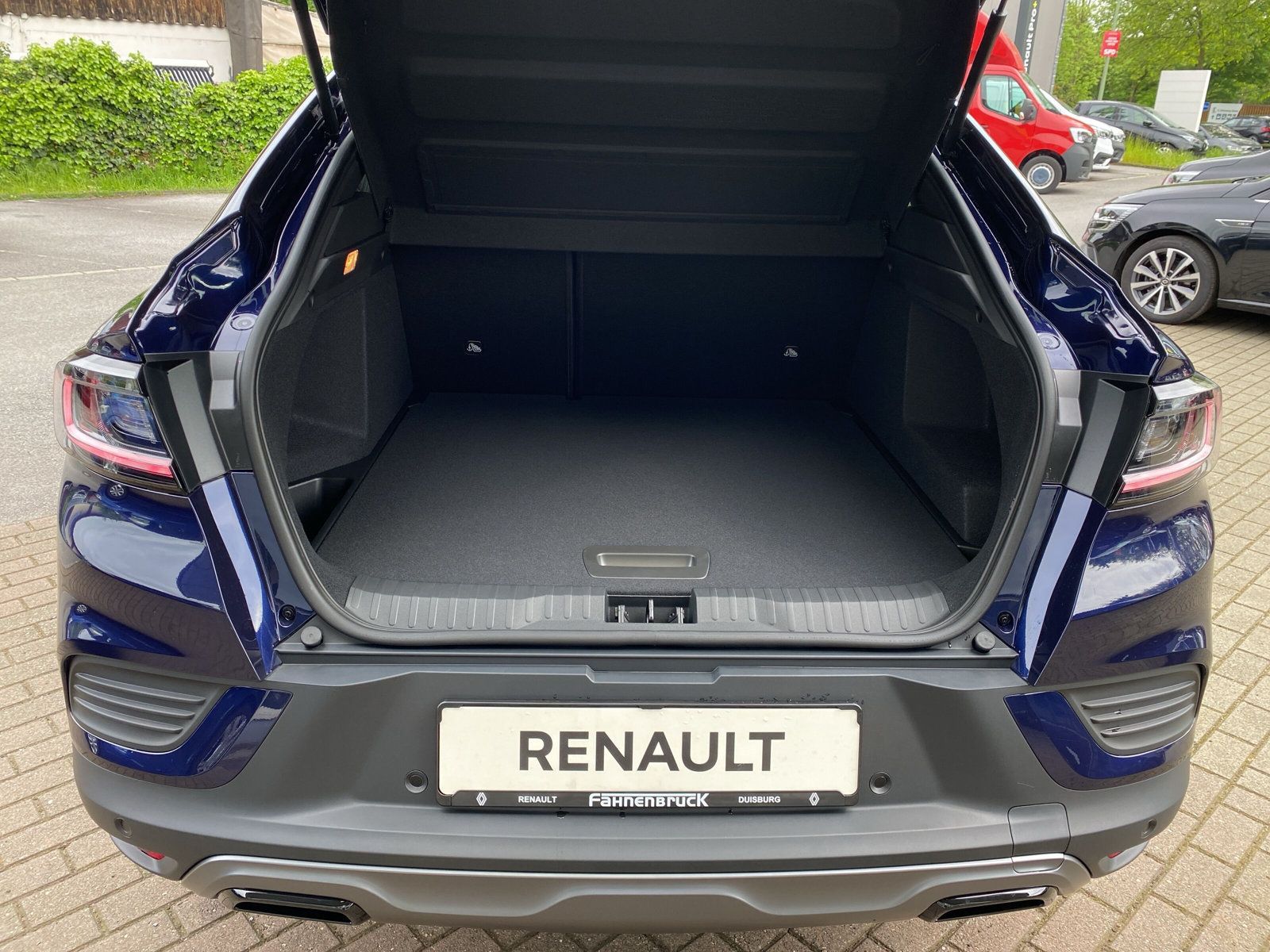 Renault Arkana ESPRIT ALPINE Full Hybrid - Samsaru's Car Outlet