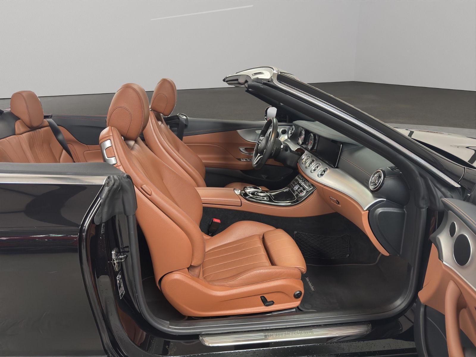 Mercedes-Benz E 220 d Cabrio - Samsaru's Car Outlet