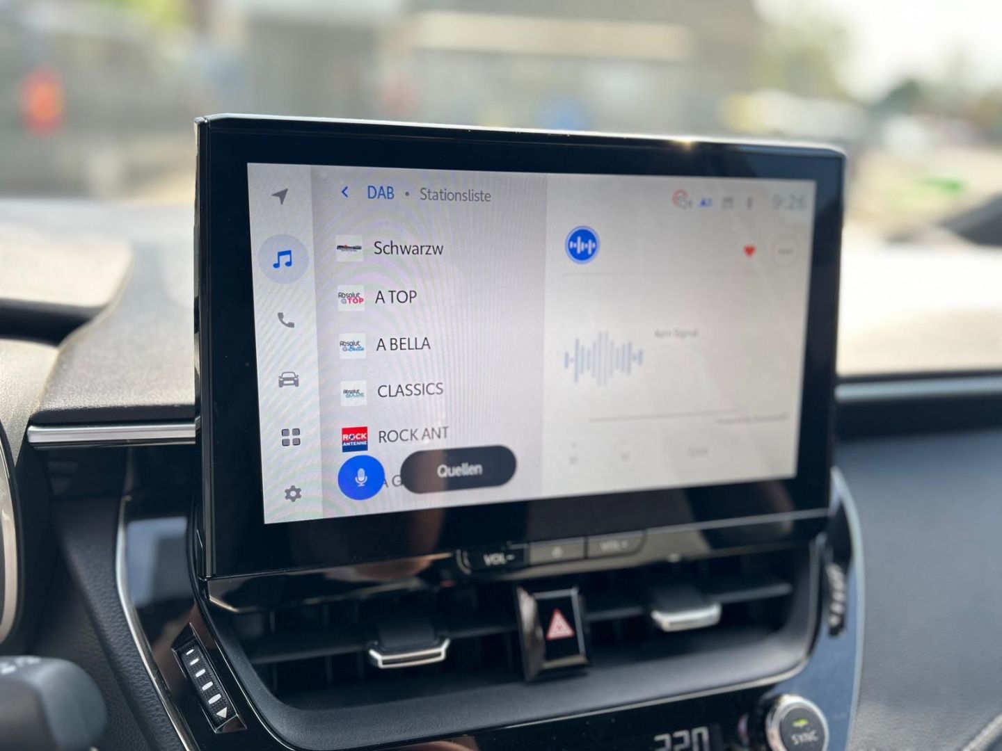 Toyota Corolla TS Hybrid Teamplayer Navi LED ACC SHZ Ap