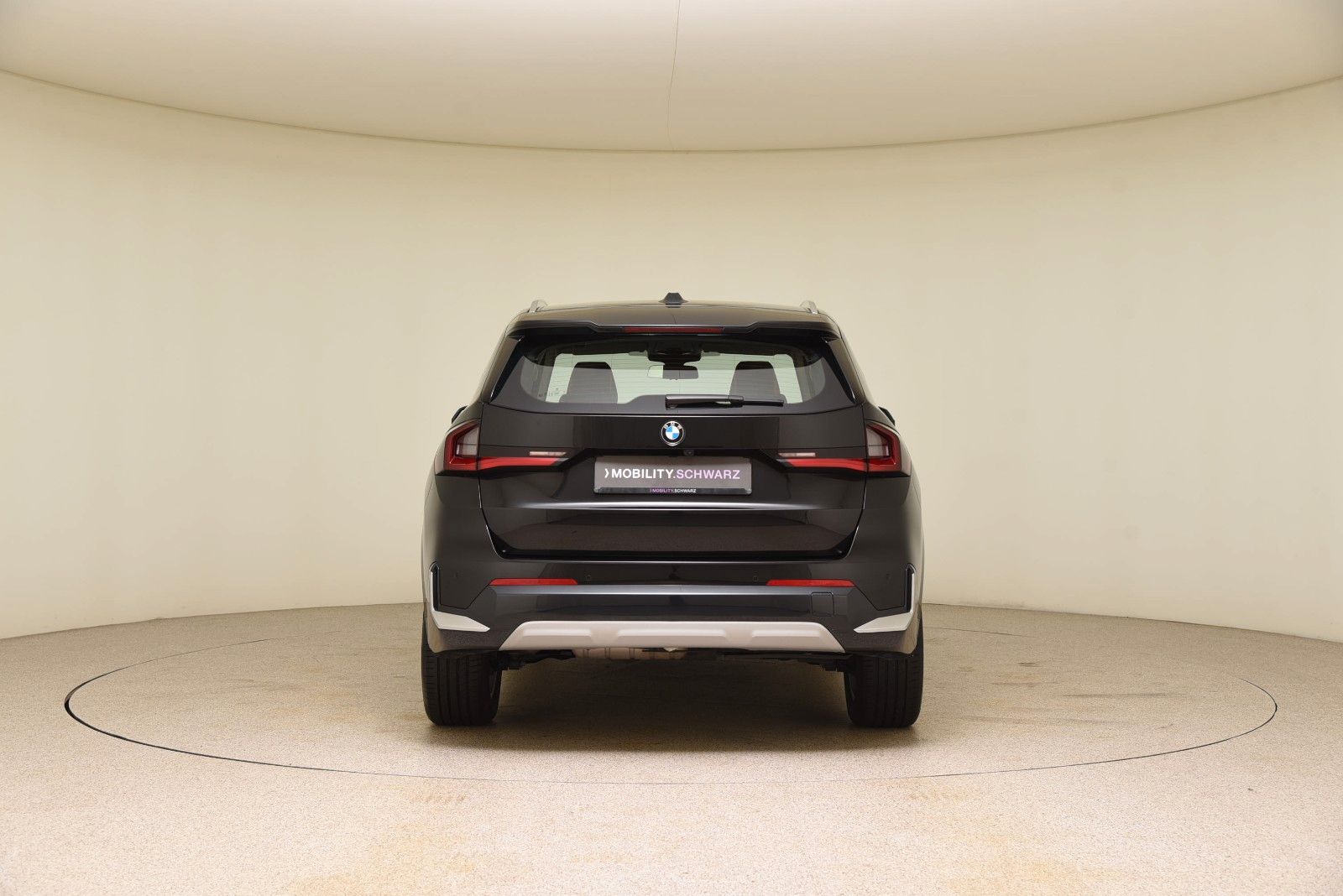 BMW X1 xDrive23d xLine - Samsaru's Car Outlet