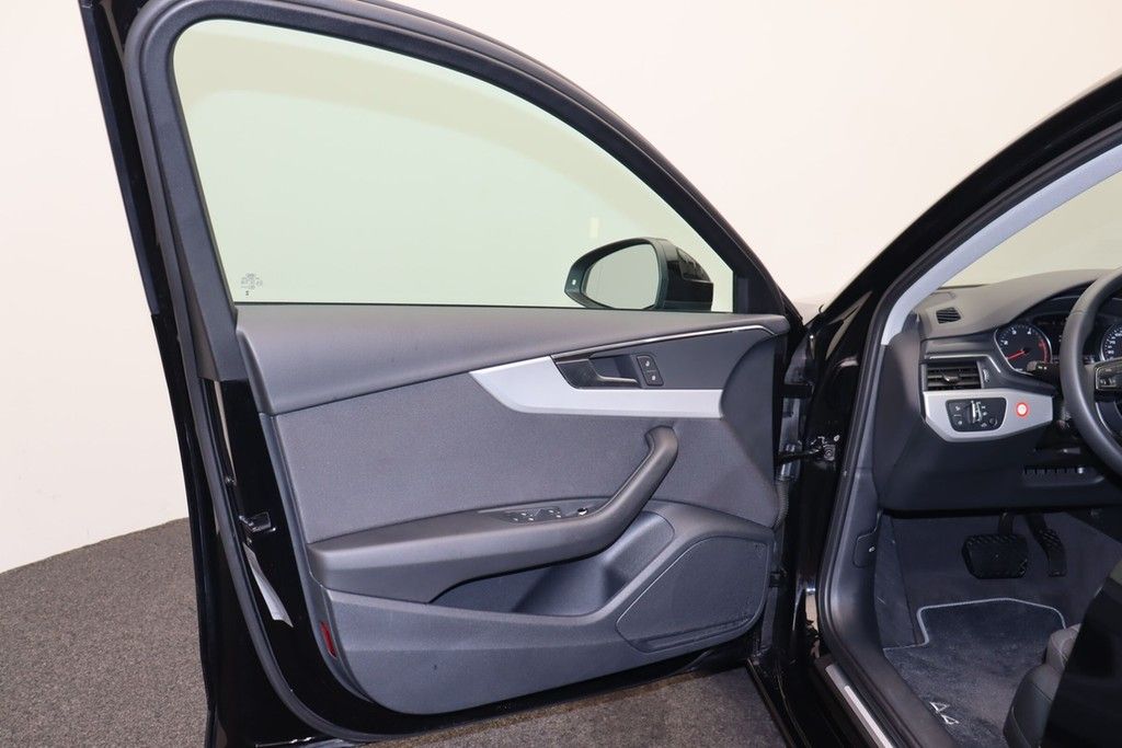 Audi A4 Avant 40 TDI quattro - Samsaru's Car Outlet