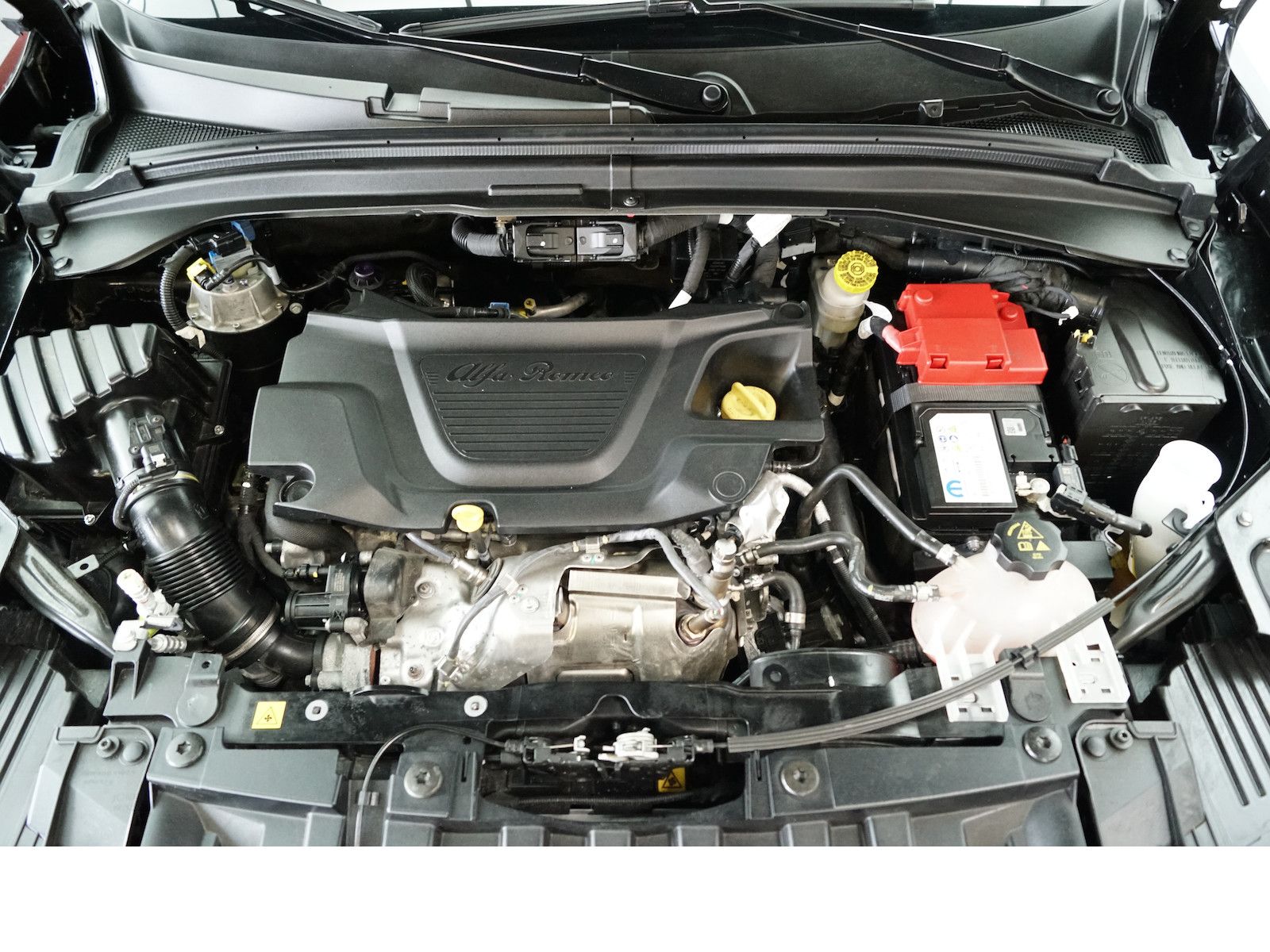 Alfa Romeo Tonale 1.6 VGT-D Ti LEDER FULL LED Harman-Kardon