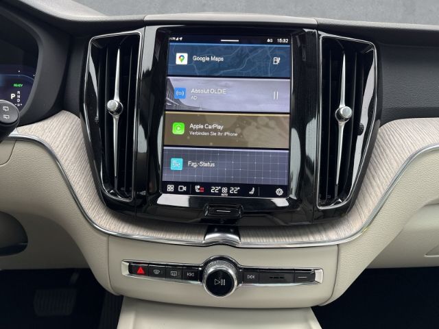 Volvo XC60 Inscription T6 AWD 19''LM Pano eStandhz AHK