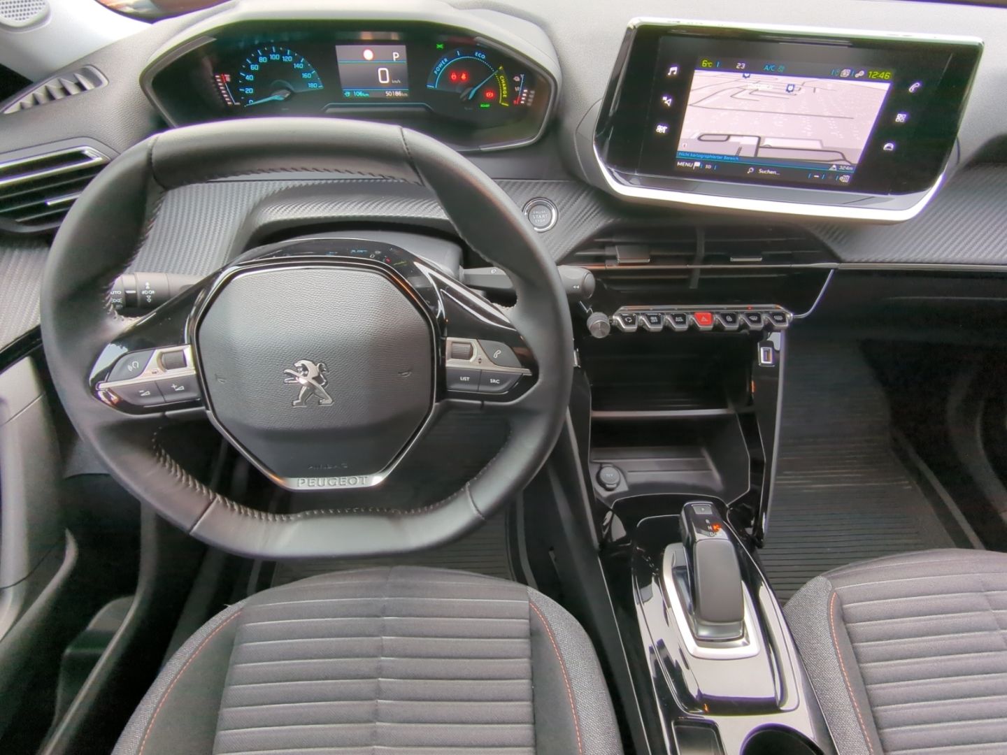 Peugeot e-2008 Active Elektromotor 136 - Samsaru's Car Outlet