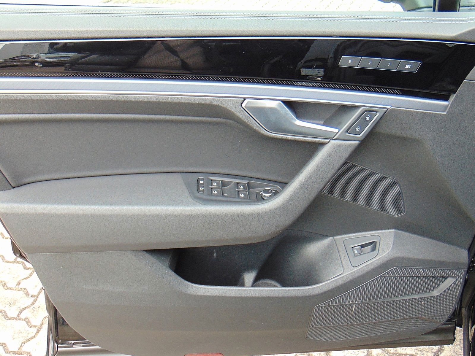 Volkswagen Touareg 3.0 TDI 4Motion R-Line - IQ Light - Pano