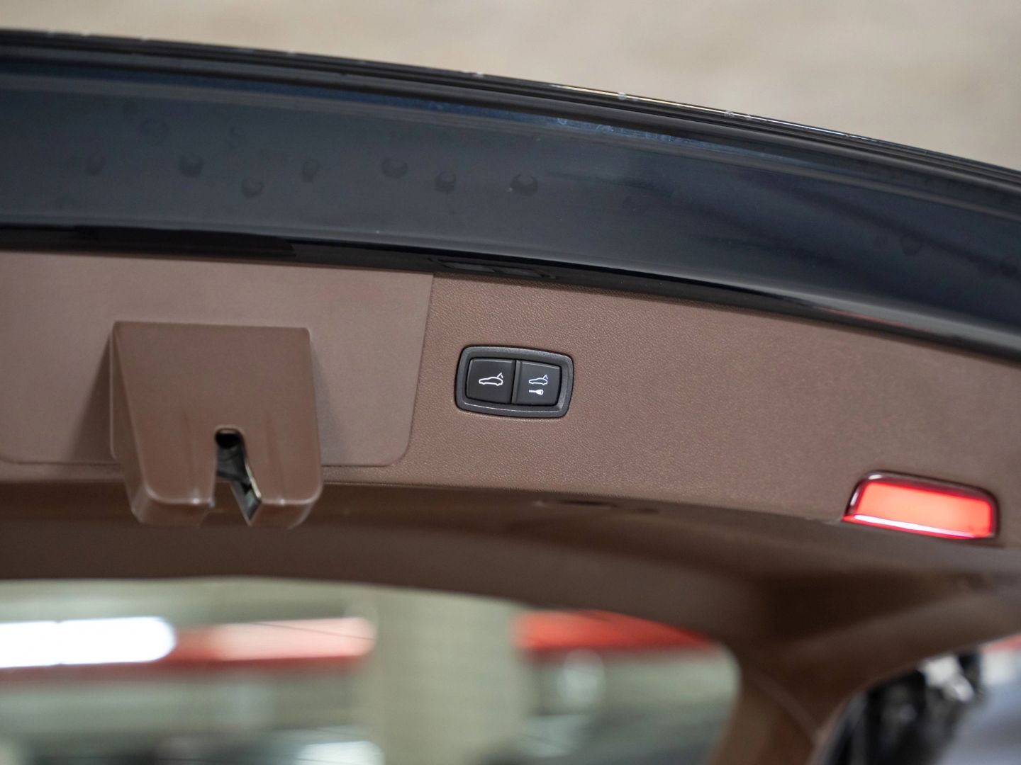 Porsche Cayenne E-Hybrid PDCC BOSE Surround View 18-Wege
