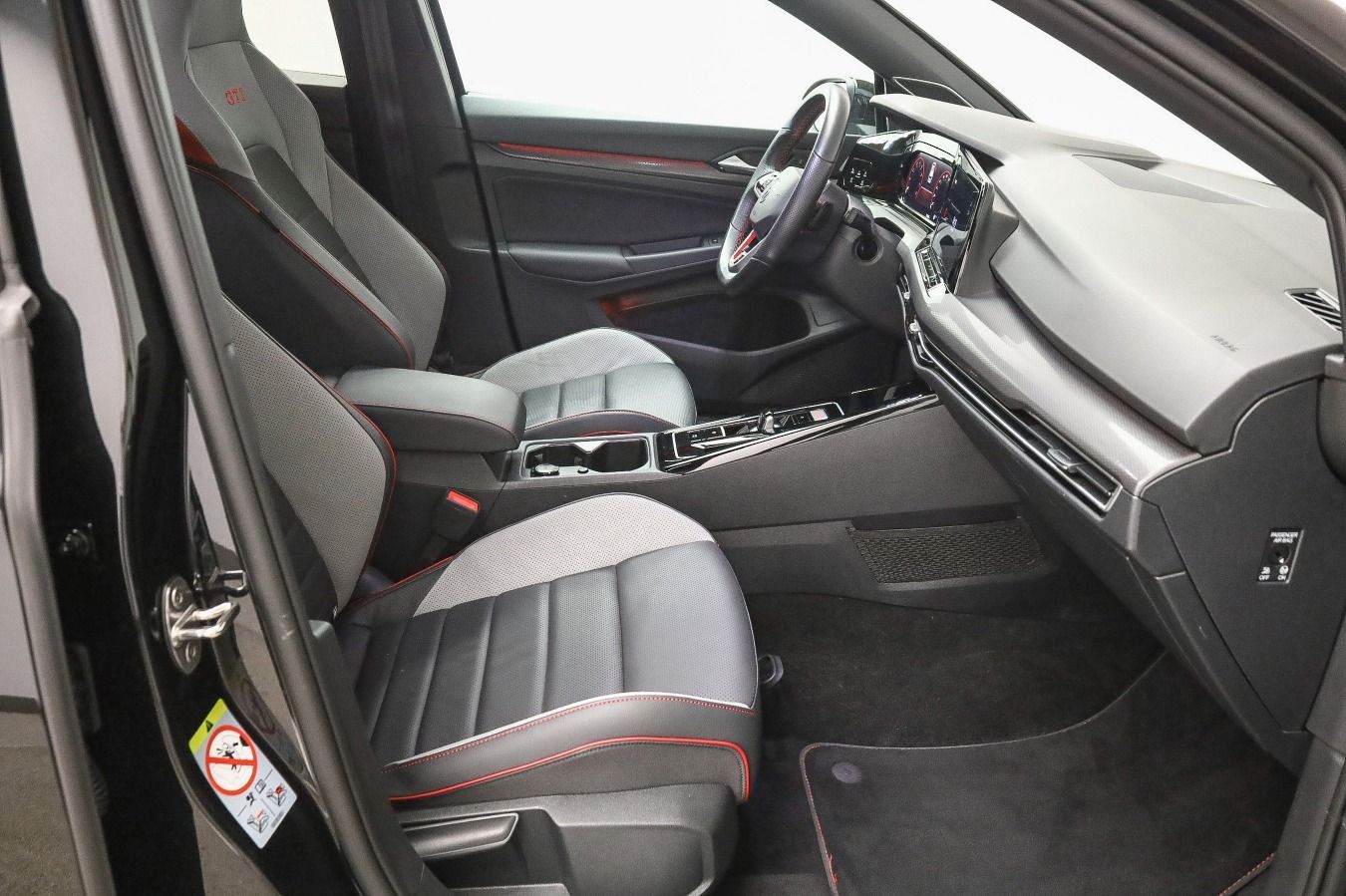 Volkswagen Golf VIII 2.0 TSI DSG GTI CLUBSPORT*BLACK-STYLE*