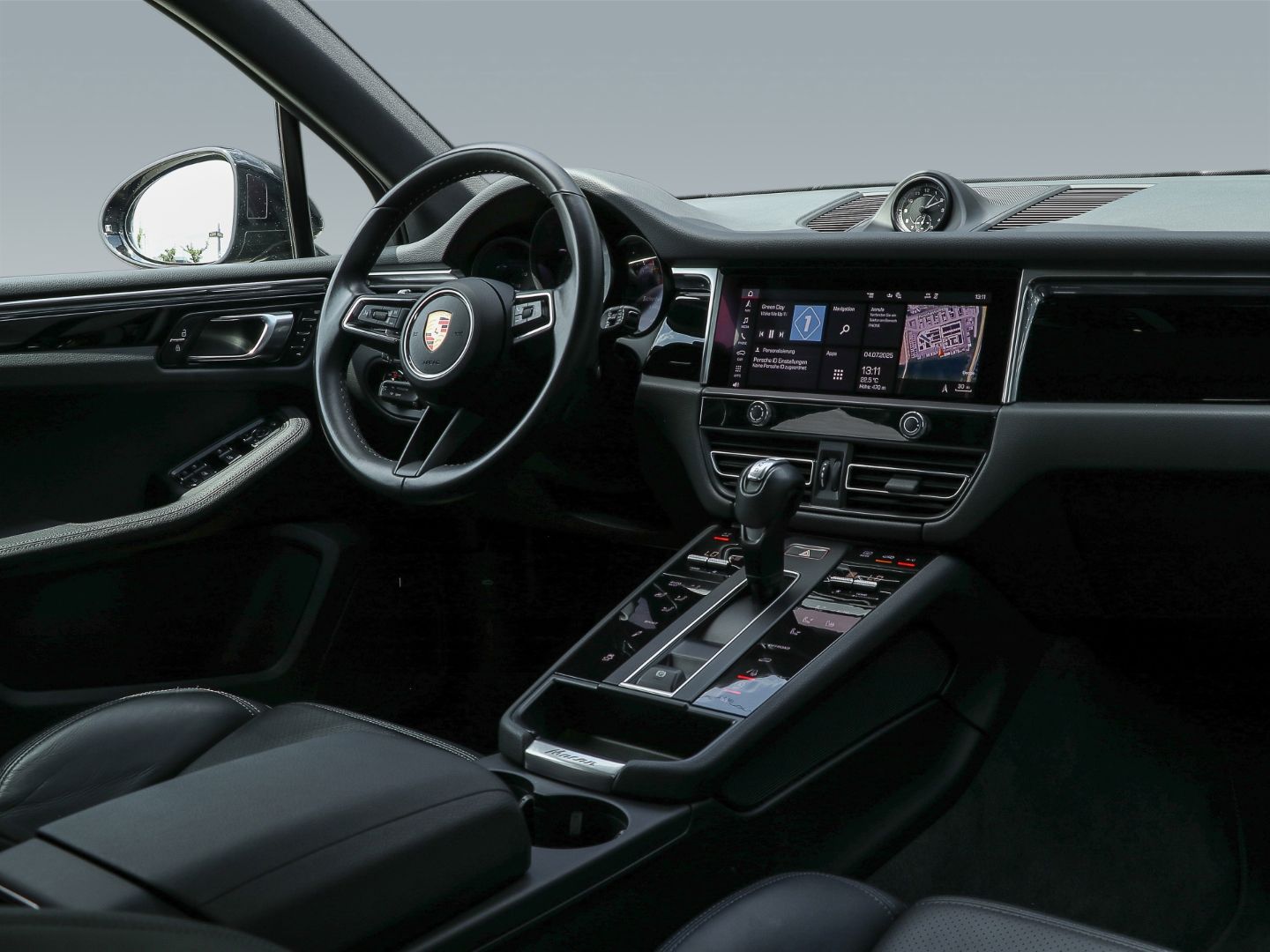 Porsche Macan S - Samsaru's Car Outlet