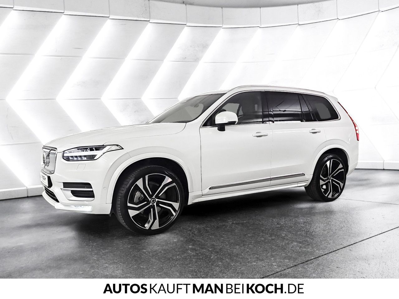 Volvo XC90 B5 AWD UltimateBright PANO AHK STHz 360 HUD