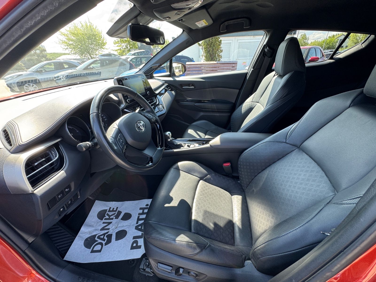 Toyota C-HR Hybrid Orange Edition - Samsaru's Car Outlet