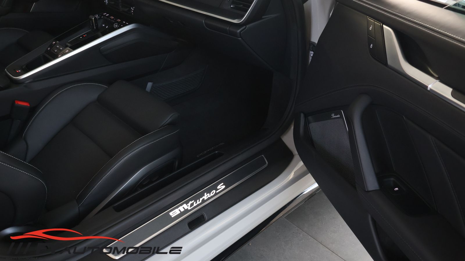 Porsche 992 Turbo S Cabriolet Lift* Keramik* Garantie*