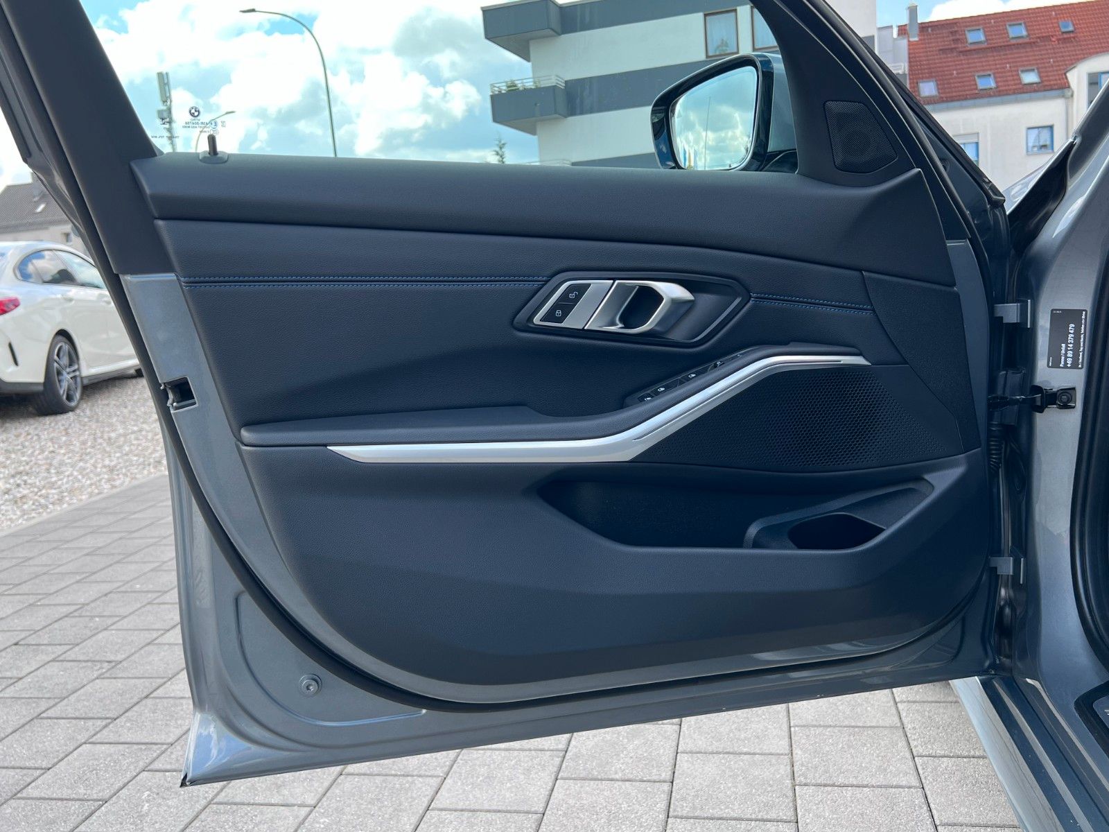 BMW 320d Lim xDrive M Sport - Samsaru's Car Outlet