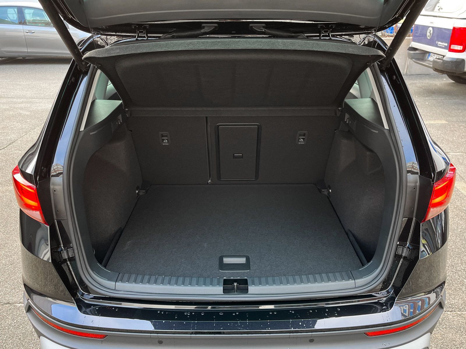 Seat Ateca 2.0 TDI Style DSG AHK Kamera Sitzhzg