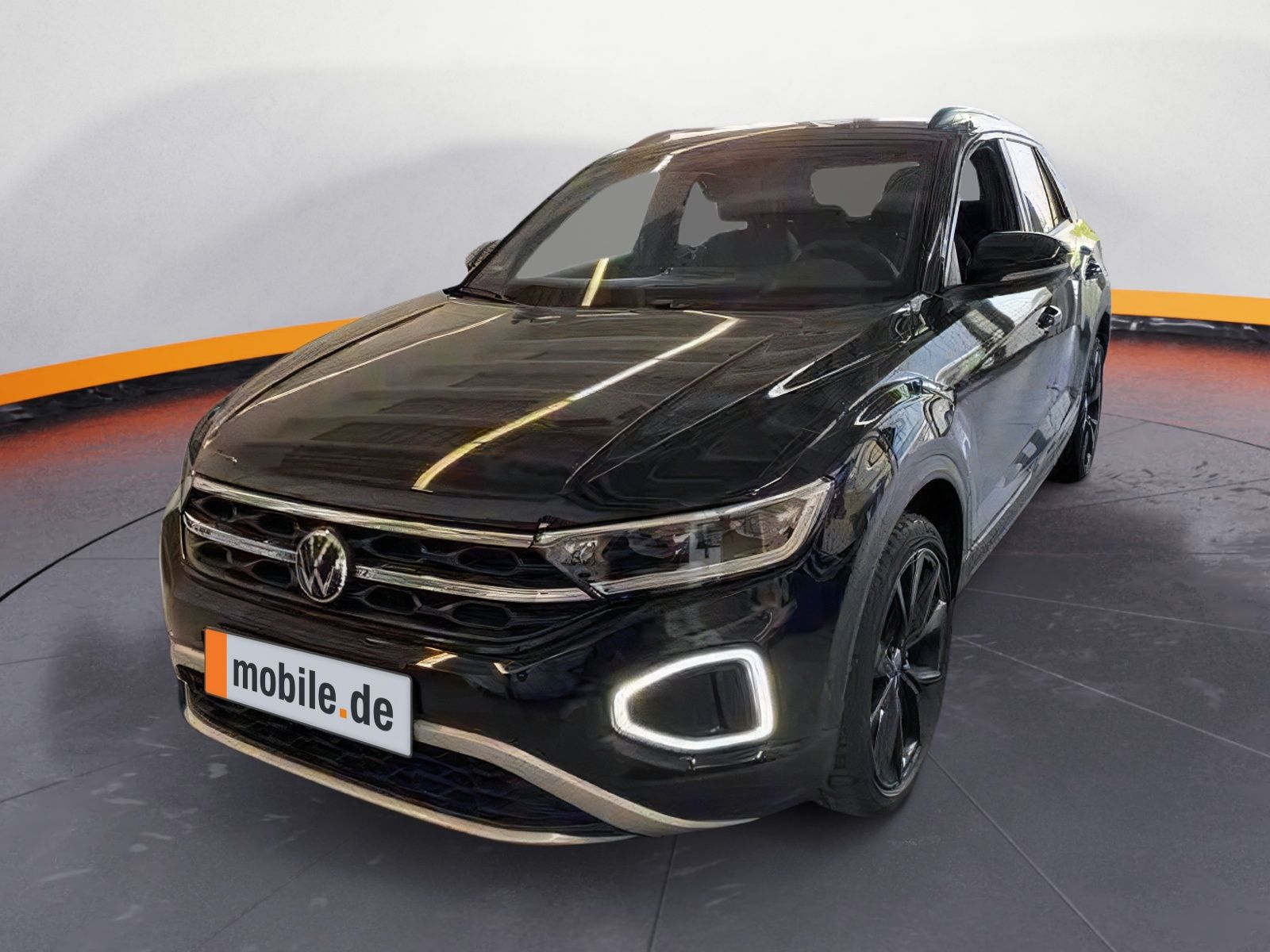 Volkswagen T-Roc 1.0 TSI Style - Samsaru's Car Outlet