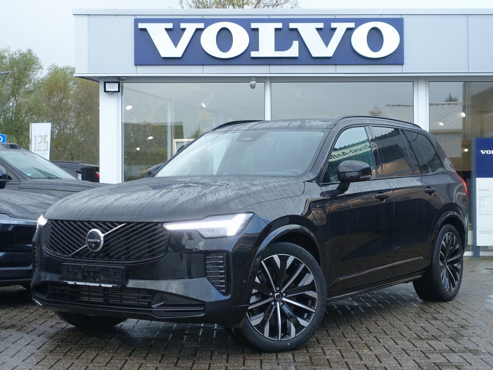 Volvo XC90 Plus Dark T8 AWD Plug-in Hybrid/B&W/Four-C