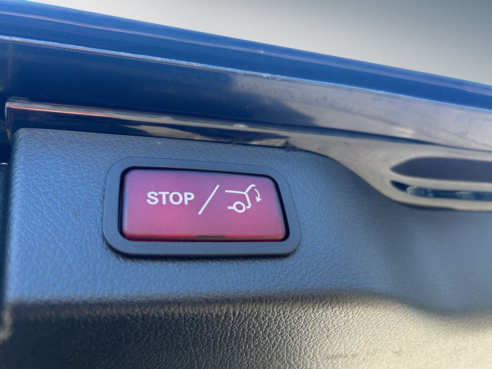 Mercedes-Benz V 300 d AVANTGARDE - Samsaru's Car Outlet