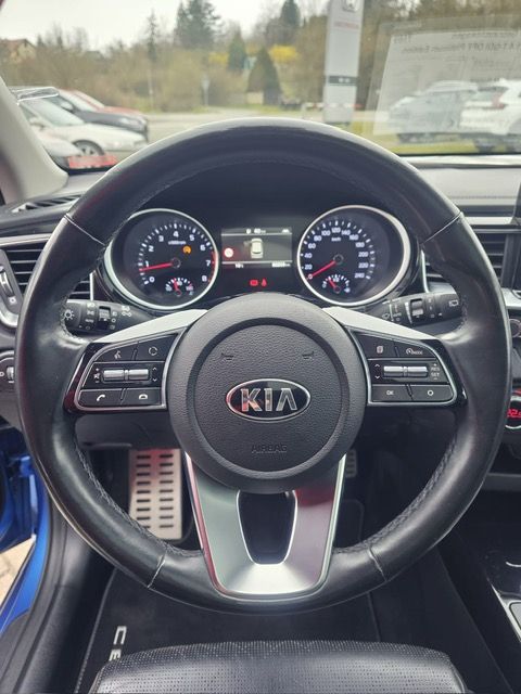 Kia Ceed 1.4 T-GDI Platinum Edition - Samsaru's Car Outlet