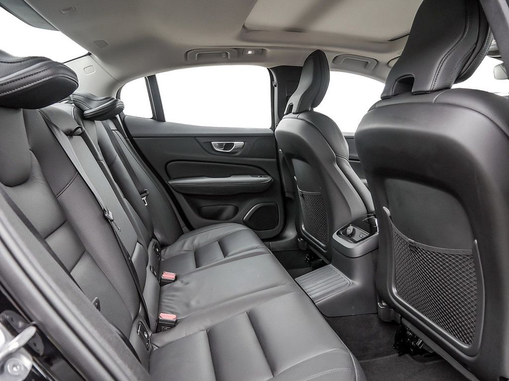 Volvo S60 T8 AWD Ultimate Dark AWD