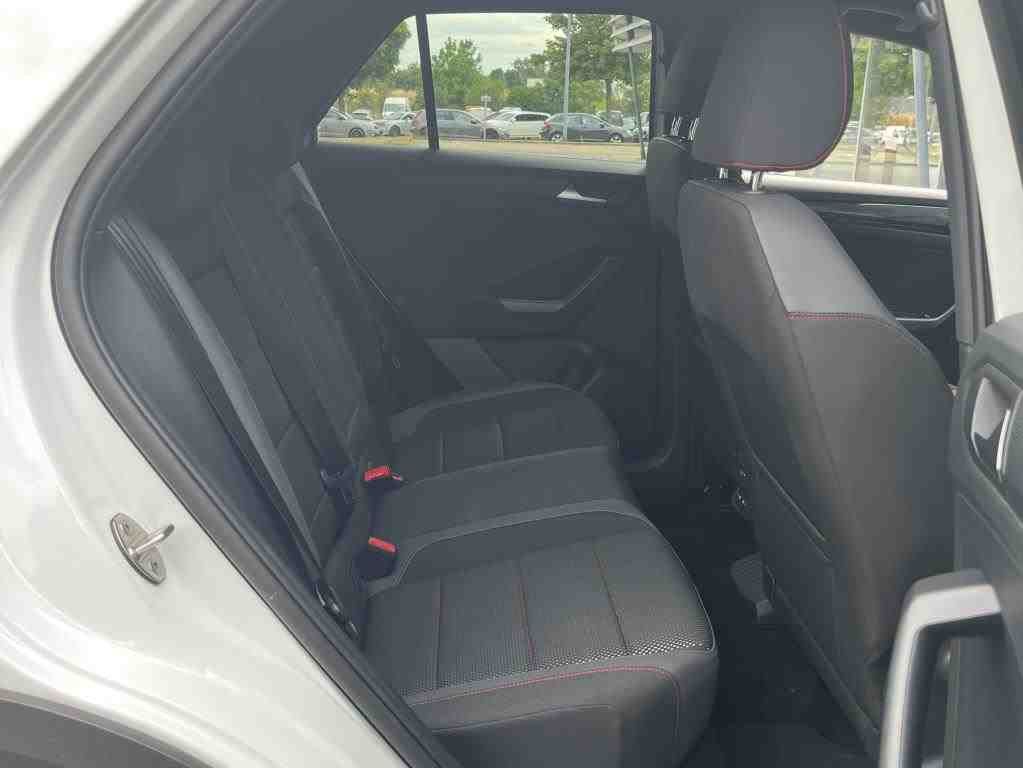 Volkswagen T-ROC 1.5 TSI DSG R-LINE - Samsaru's Car Outlet